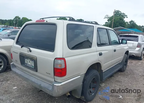 1999 Toyota 4Runner z USA, uszkodzony, nr VIN JT3GM84R9X0051568